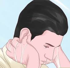 Comment essuyer la tête et les oreilles lors de l&rsquo;ablution ?